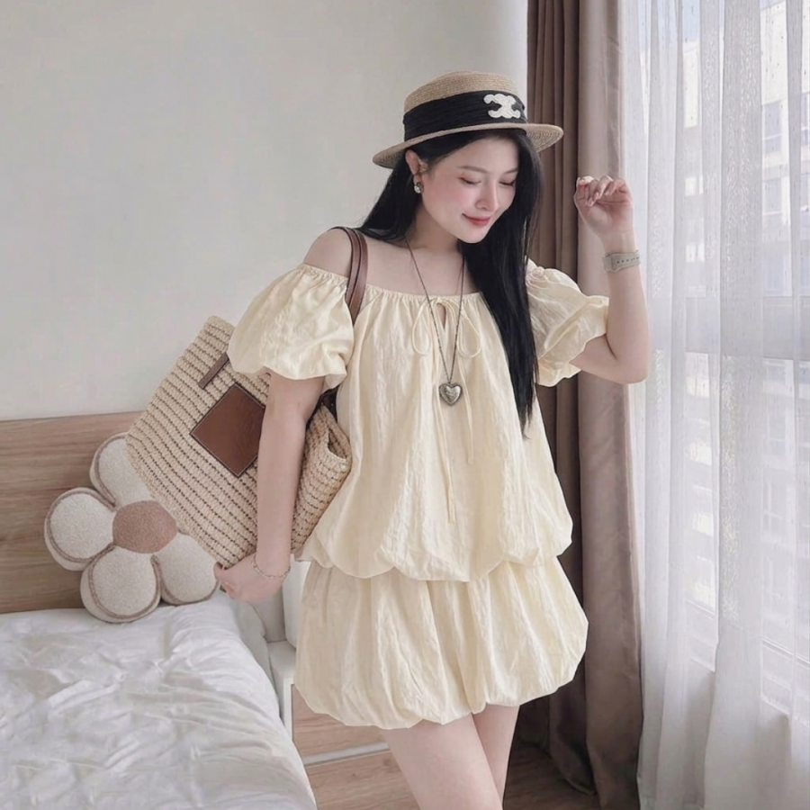 Set Áo BabyDoll Gió Nhăn Phối Chân Váy Bí Bồng